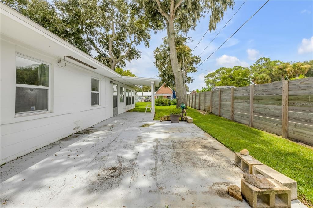 For Sale: $295,000 (4 beds, 2 baths, 2094 Square Feet)