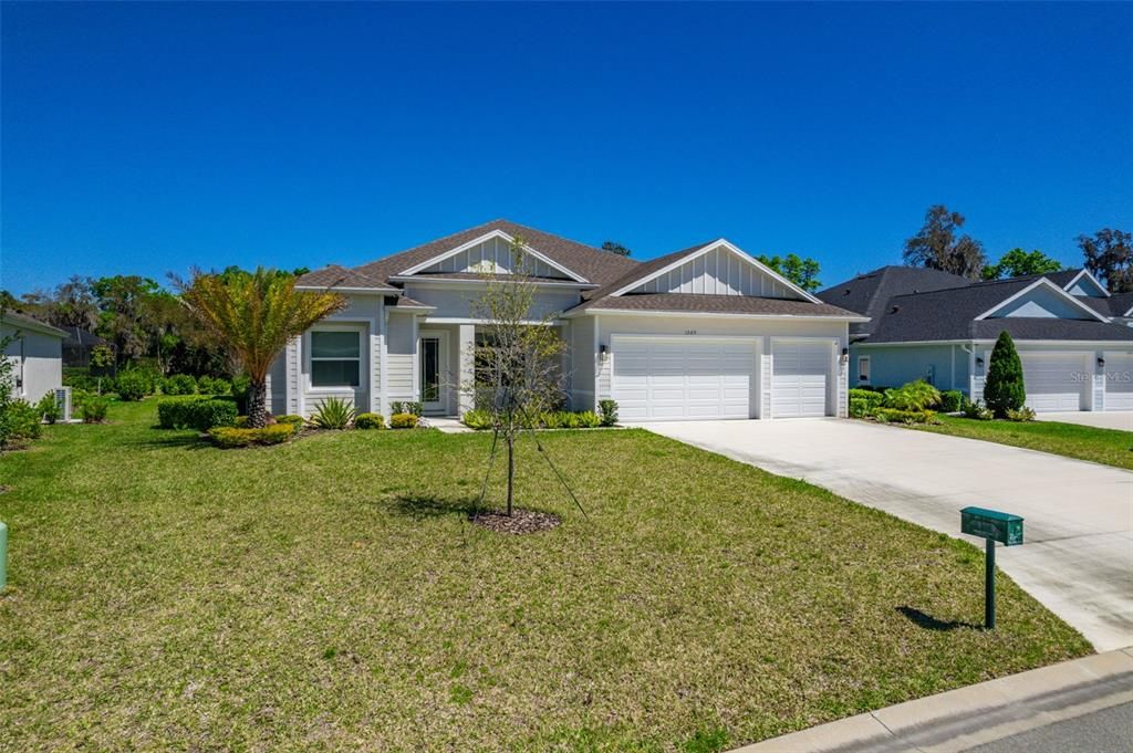 Recently Rented: $3,500 (4 beds, 2 baths, 2552 Square Feet)