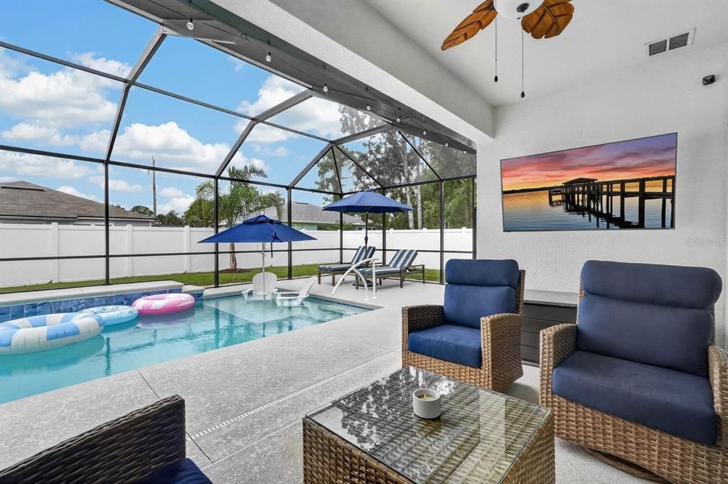 Active With Contract: $399,000 (3 beds, 2 baths, 1675 Square Feet)