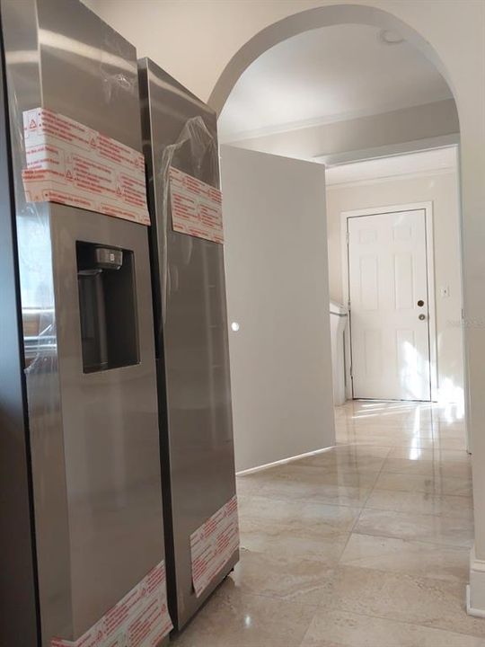 For Rent: $2,100 (3 beds, 2 baths, 1777 Square Feet)