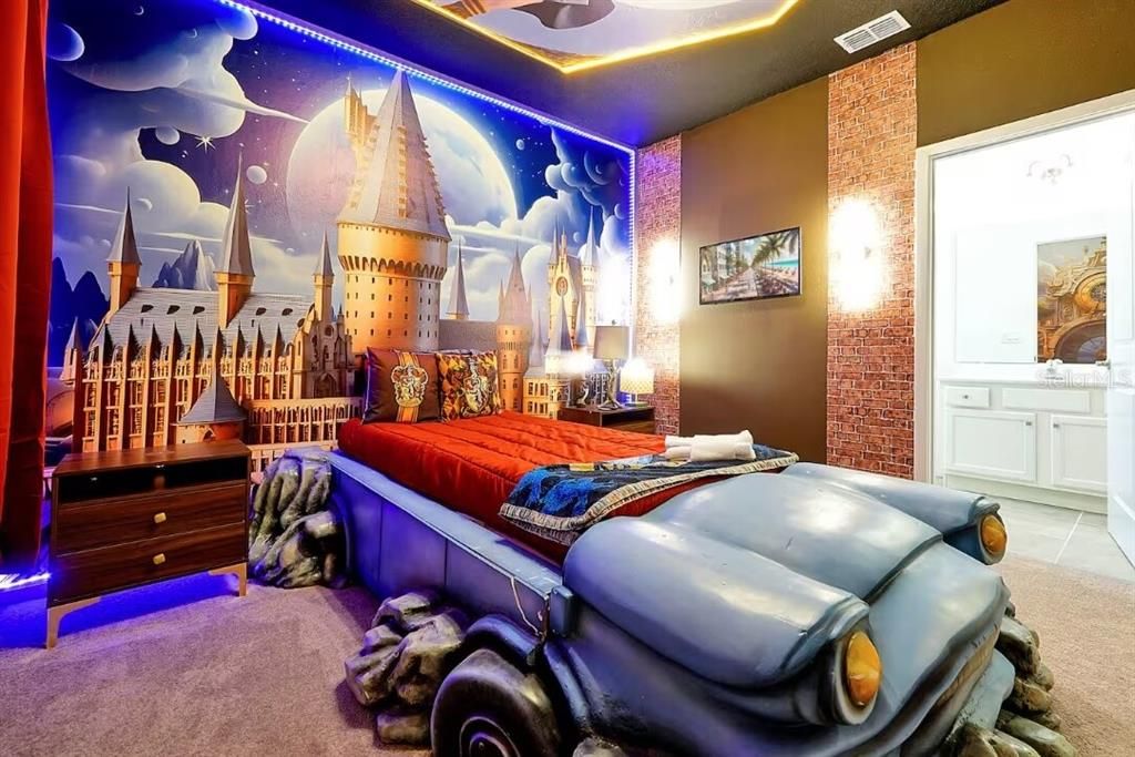 En Venta: $1,600,000 (15 camas, 15 baños, 6249 Pies cuadrados)