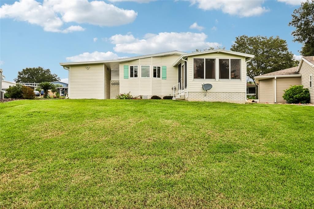 For Sale: $191,000 (2 beds, 2 baths, 1349 Square Feet)