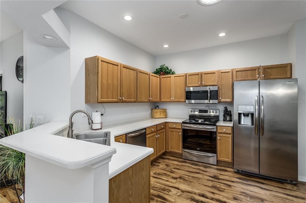 For Sale: $339,000 (3 beds, 2 baths, 1411 Square Feet)