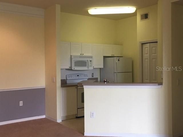 В аренду: $1,450 (1 спален, 1 ванн, 843 Квадратных фут)