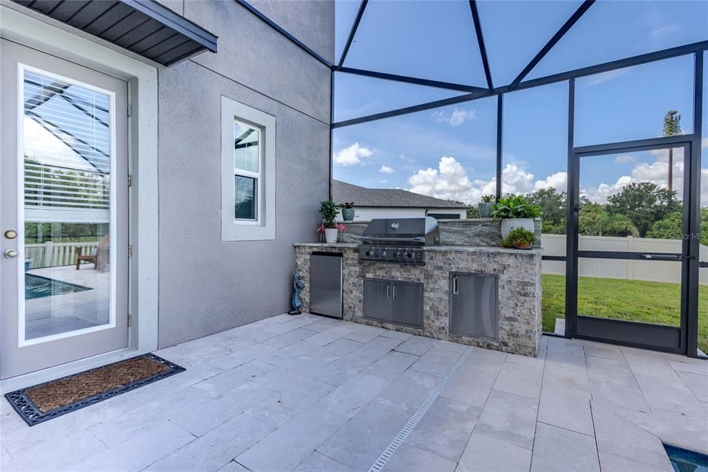 For Sale: $725,000 (5 beds, 4 baths, 3800 Square Feet)