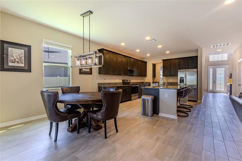 For Sale: $725,000 (5 beds, 4 baths, 3800 Square Feet)