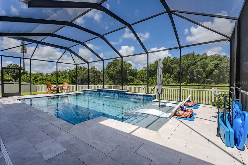 For Sale: $725,000 (5 beds, 4 baths, 3800 Square Feet)