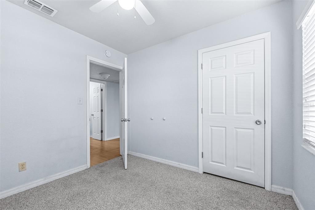 For Rent: $1,575 (3 beds, 1 baths, 1200 Square Feet)