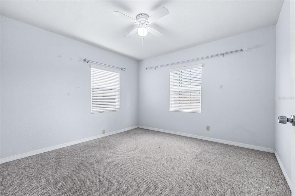 For Rent: $1,575 (3 beds, 1 baths, 1200 Square Feet)