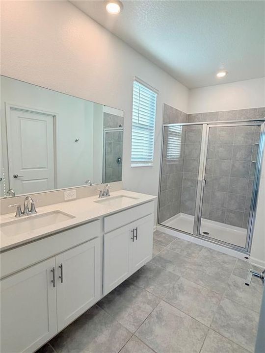 For Rent: $2,500 (4 beds, 3 baths, 2023 Square Feet)