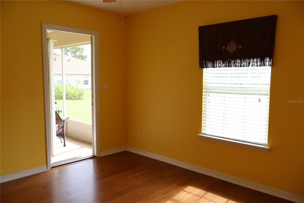 For Sale: $255,000 (2 beds, 2 baths, 1337 Square Feet)
