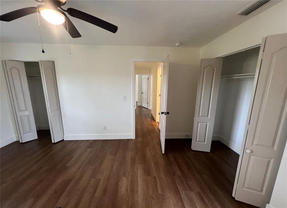 For Rent: $3,450 (4 beds, 2 baths, 1954 Square Feet)