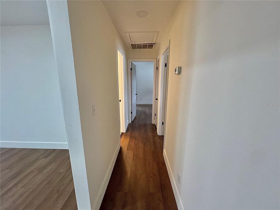 For Rent: $3,450 (4 beds, 2 baths, 1954 Square Feet)