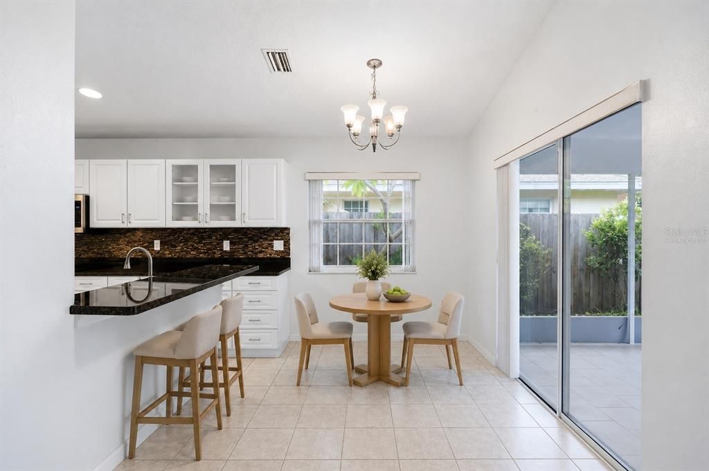 For Sale: $475,000 (3 beds, 2 baths, 1725 Square Feet)