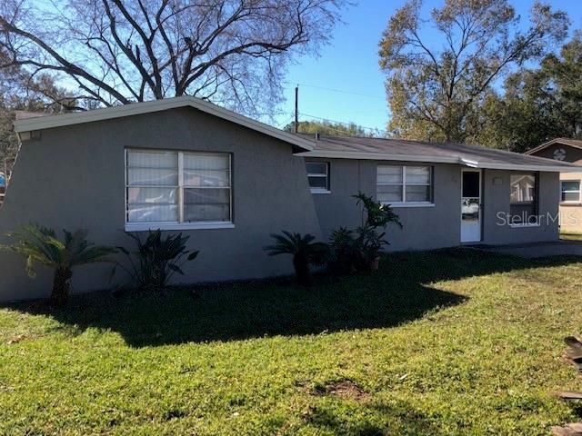 For Rent: $2,050 (3 beds, 1 baths, 1004 Square Feet)