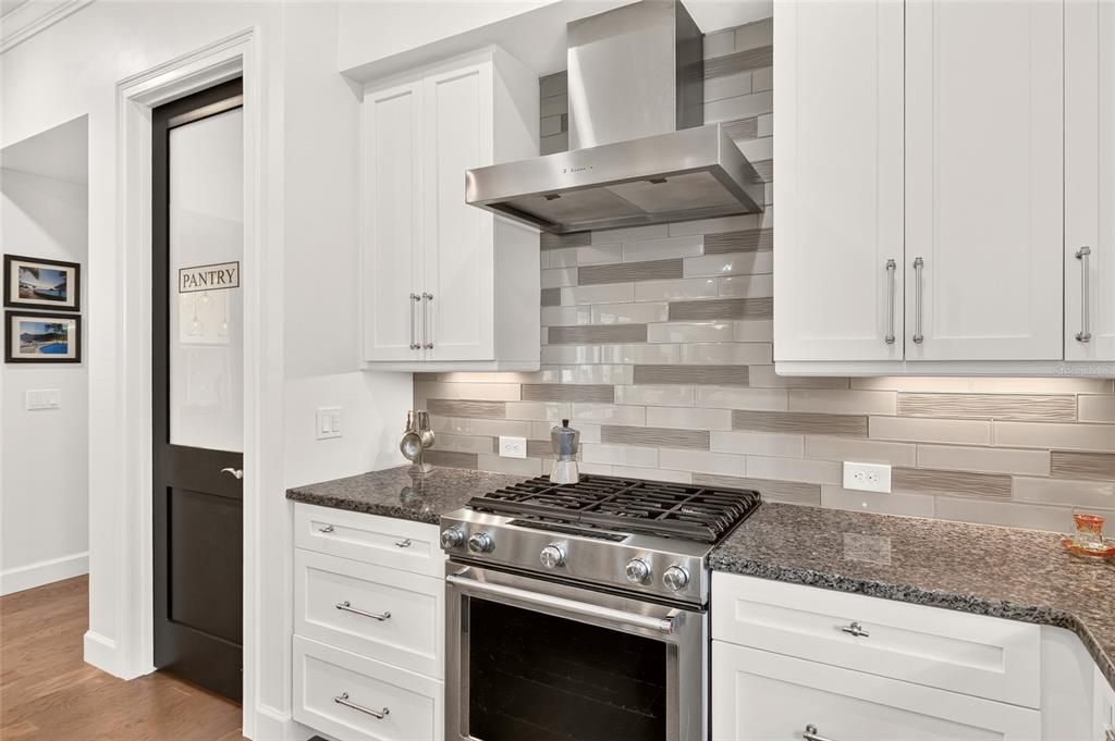 For Sale: $729,000 (4 beds, 3 baths, 2773 Square Feet)