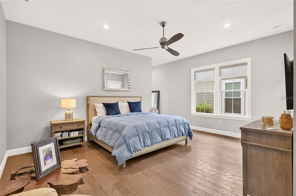 For Sale: $729,000 (4 beds, 3 baths, 2773 Square Feet)