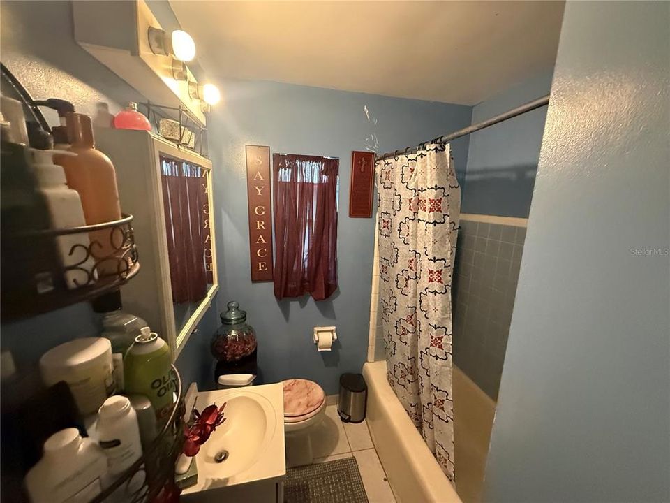 For Sale: $125,000 (3 beds, 2 baths, 1288 Square Feet)