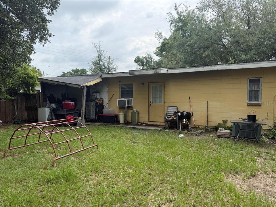 For Sale: $125,000 (3 beds, 2 baths, 1288 Square Feet)
