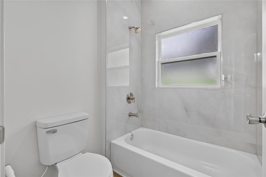 For Rent: $2,250 (4 beds, 3 baths, 1865 Square Feet)