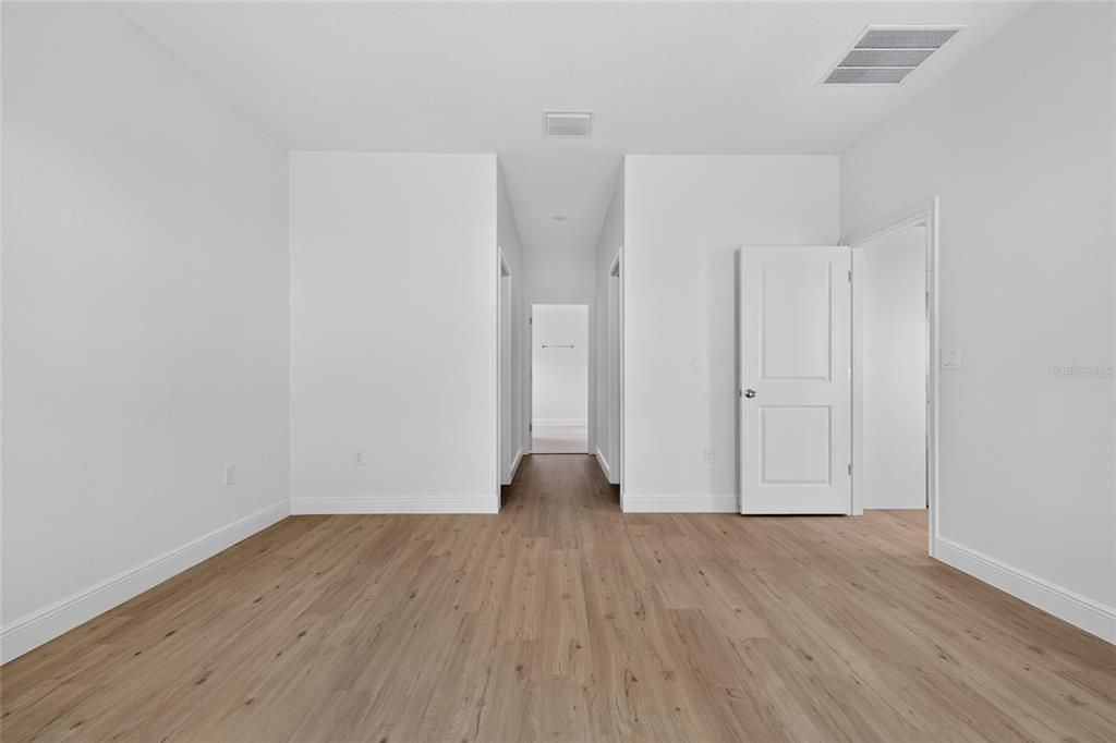 For Rent: $2,250 (4 beds, 3 baths, 1865 Square Feet)