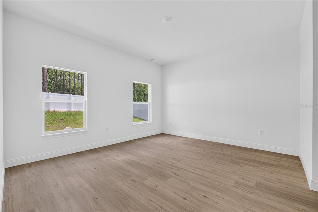 For Rent: $2,250 (4 beds, 3 baths, 1865 Square Feet)