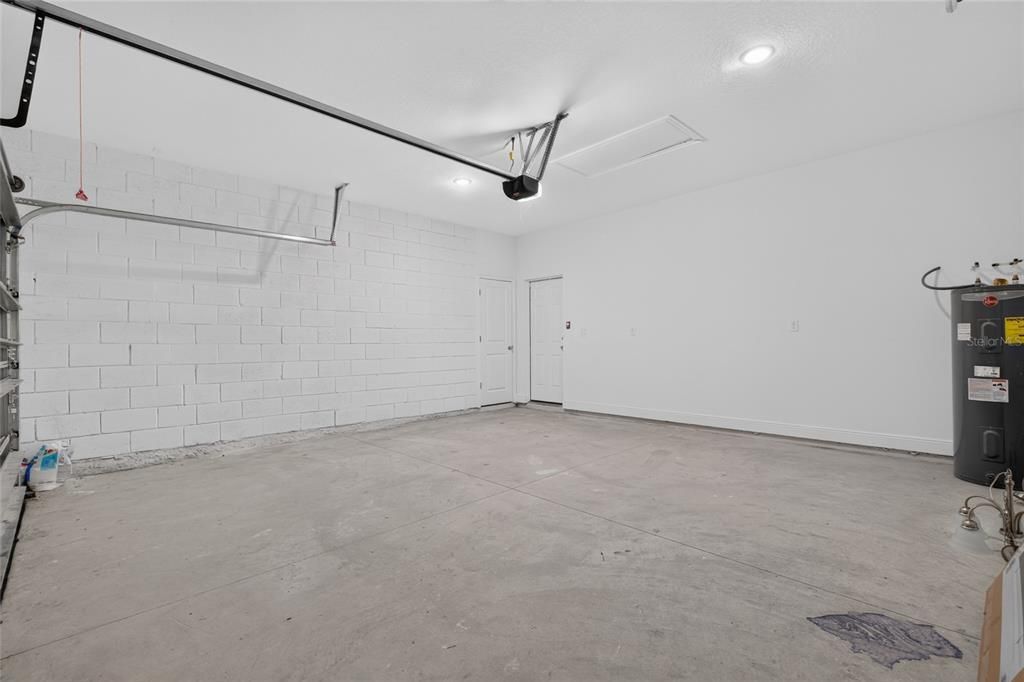 For Rent: $2,250 (4 beds, 3 baths, 1865 Square Feet)