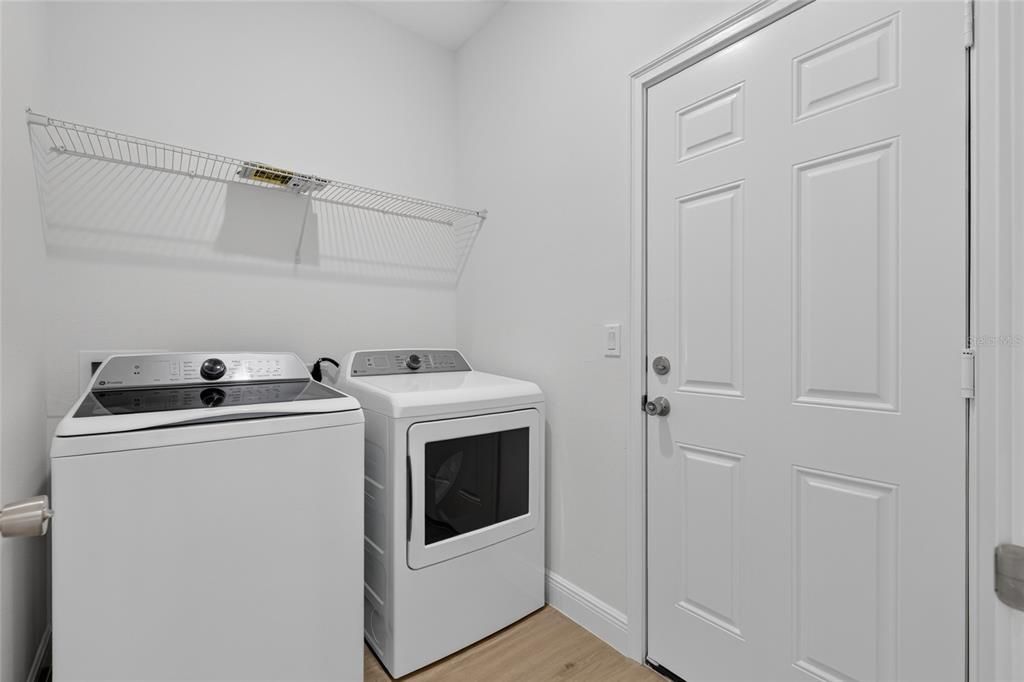 For Rent: $2,250 (4 beds, 3 baths, 1865 Square Feet)