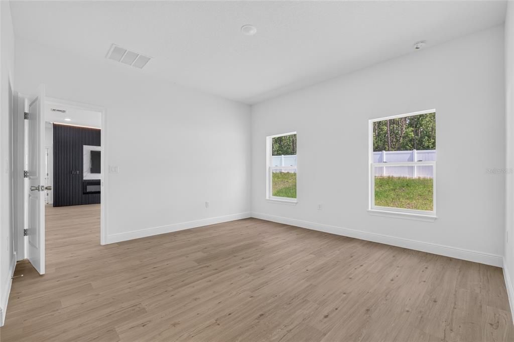 For Rent: $2,250 (4 beds, 3 baths, 1865 Square Feet)