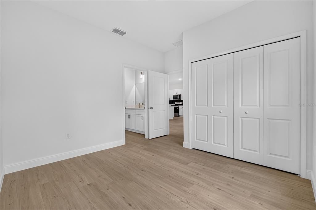 For Rent: $2,250 (4 beds, 3 baths, 1865 Square Feet)