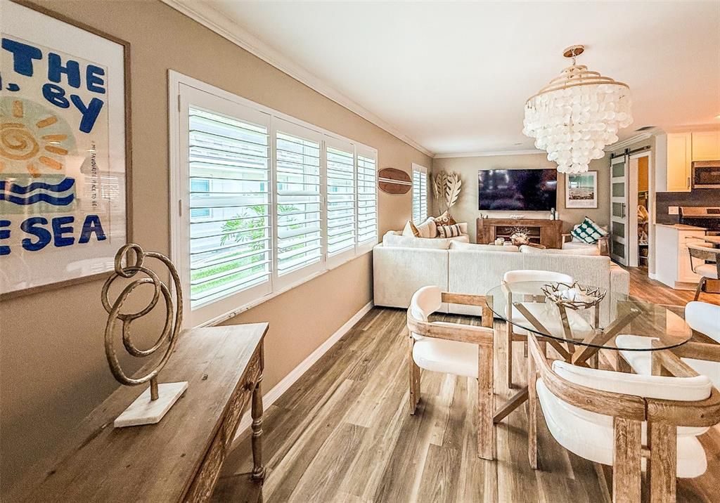 В аренду: $4,200 (2 спален, 2 ванн, 1008 Квадратных фут)