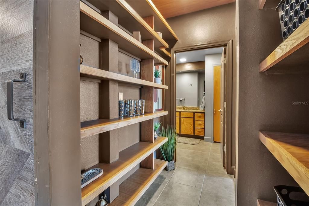For Sale: $429,000 (2 beds, 2 baths, 1575 Square Feet)