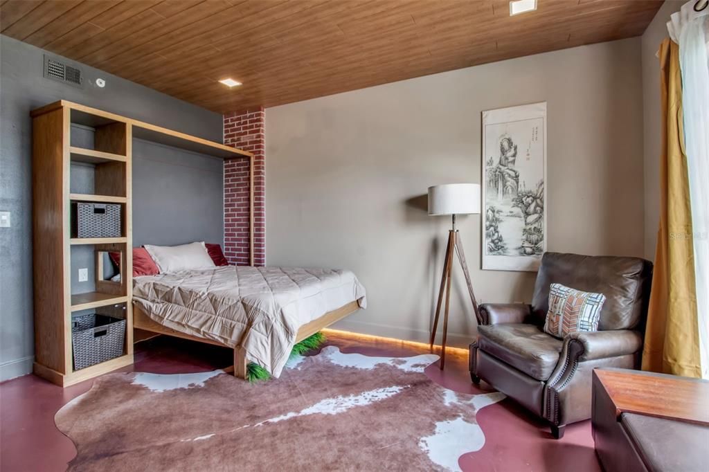 For Sale: $429,000 (2 beds, 2 baths, 1575 Square Feet)