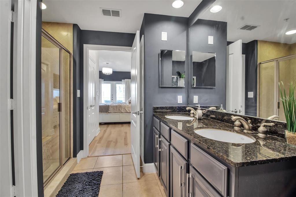 For Sale: $429,000 (2 beds, 2 baths, 1575 Square Feet)