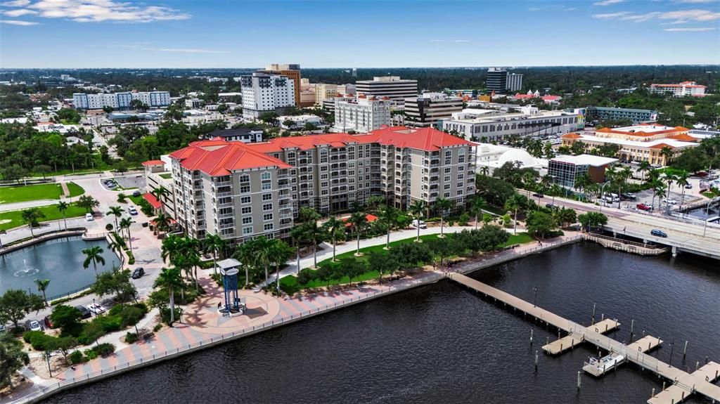 For Sale: $429,000 (2 beds, 2 baths, 1575 Square Feet)