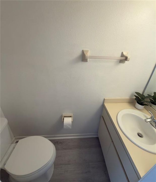 For Rent: $1,900 (2 beds, 2 baths, 1118 Square Feet)