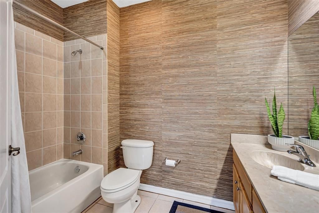 For Sale: $439,000 (3 beds, 2 baths, 1792 Square Feet)