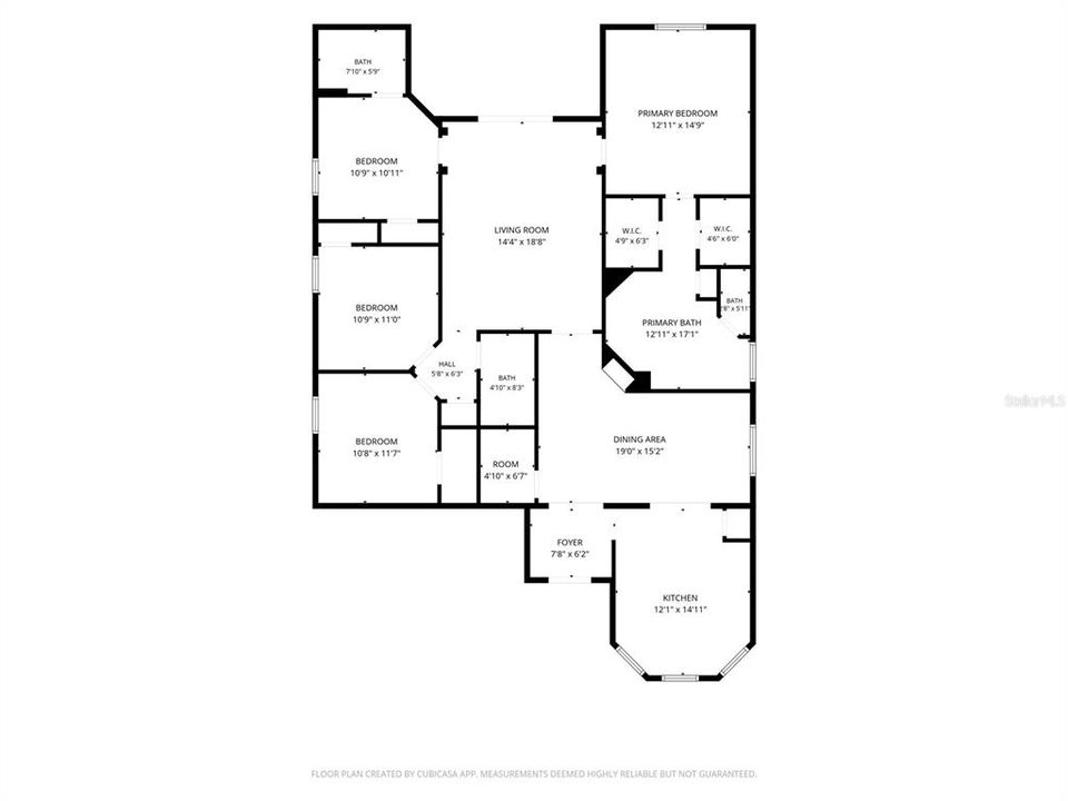Activo con contrato: $379,900 (4 camas, 3 baños, 1849 Pies cuadrados)