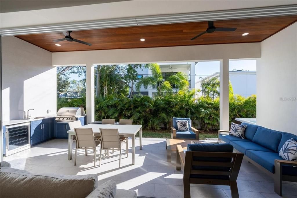 For Sale: $2,190,000 (5 beds, 5 baths, 3356 Square Feet)