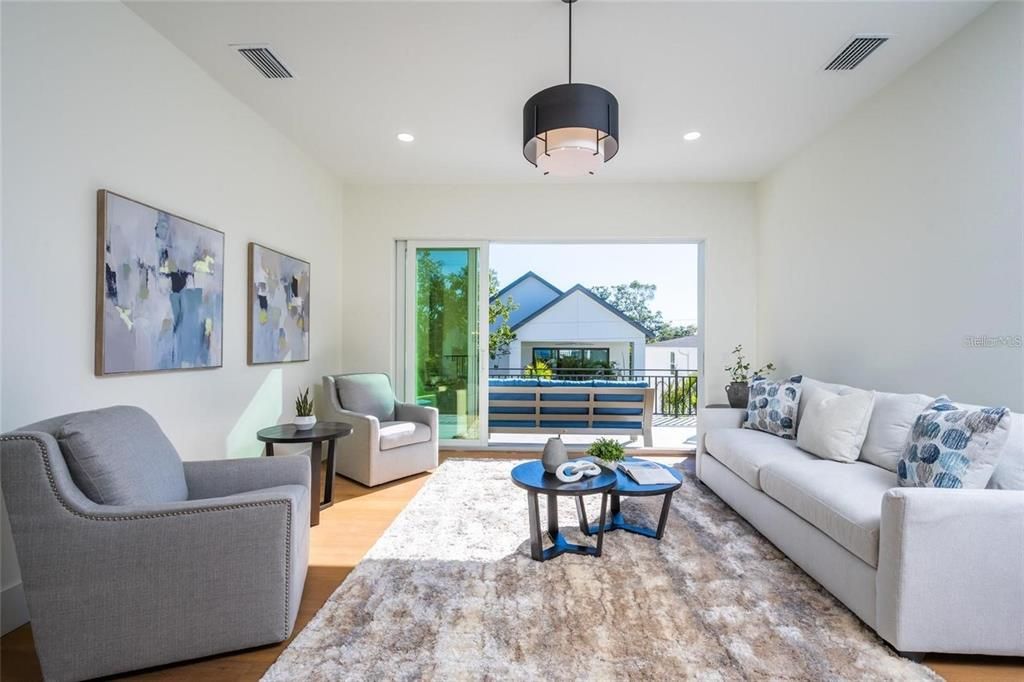 For Sale: $2,190,000 (5 beds, 5 baths, 3356 Square Feet)