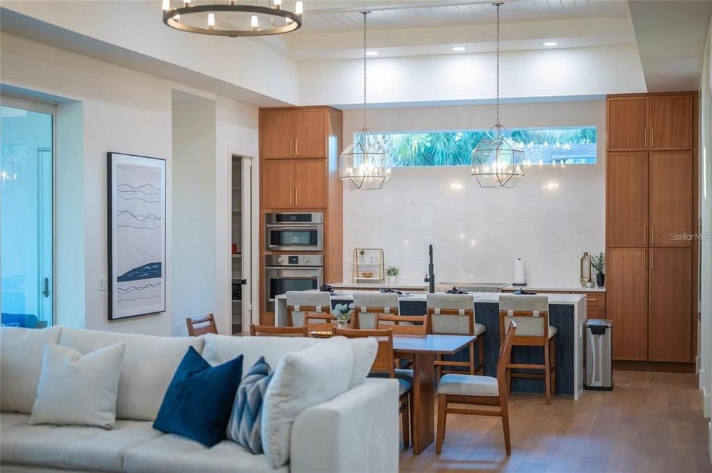 For Sale: $2,190,000 (5 beds, 5 baths, 3356 Square Feet)