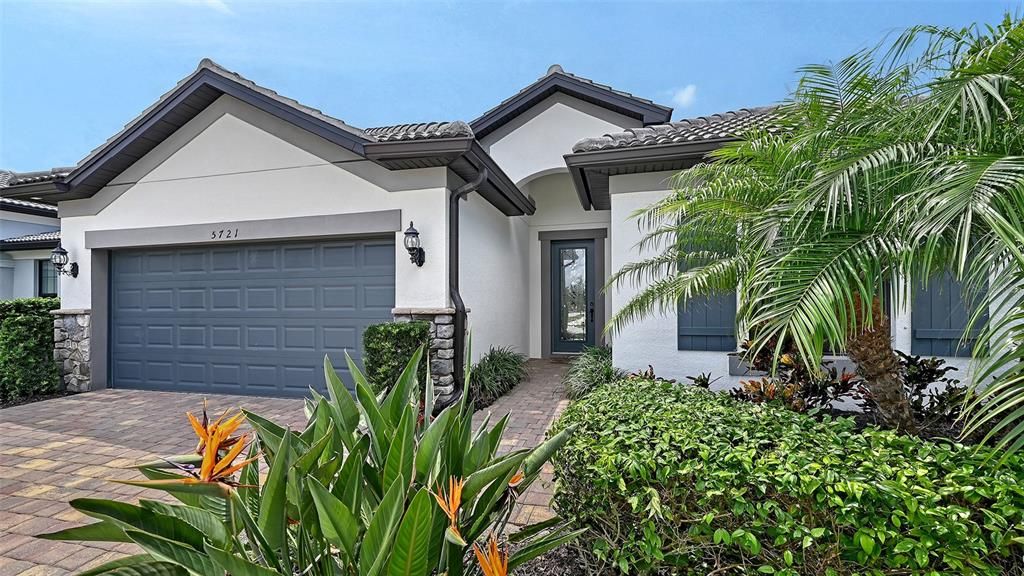 For Sale: $1,185,000 (4 beds, 3 baths, 3114 Square Feet)