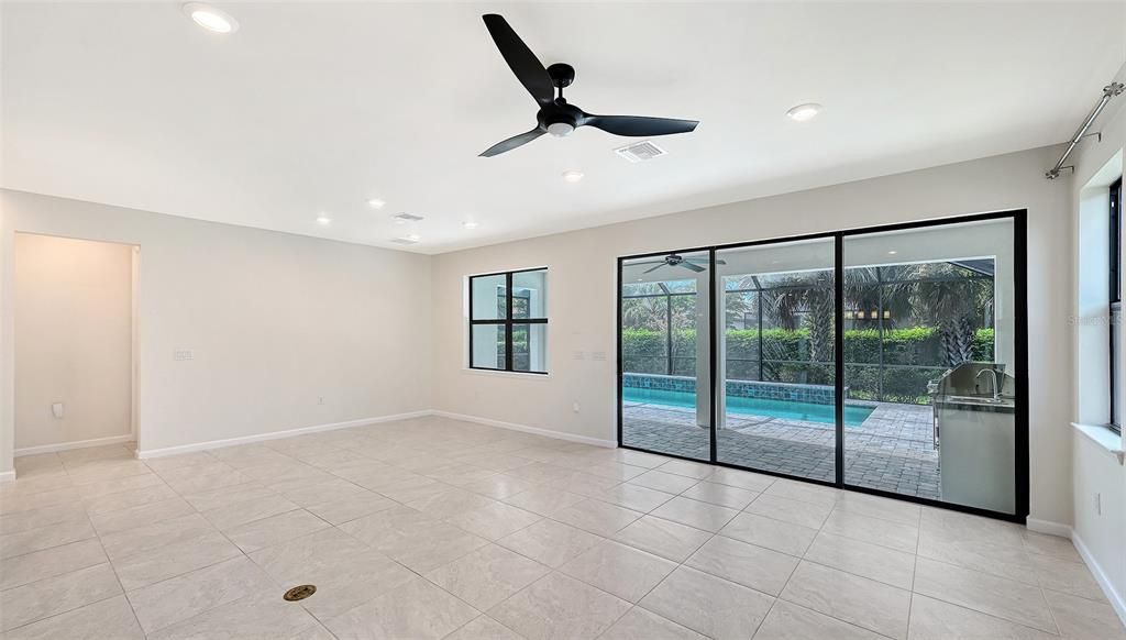 For Sale: $1,185,000 (4 beds, 3 baths, 3114 Square Feet)
