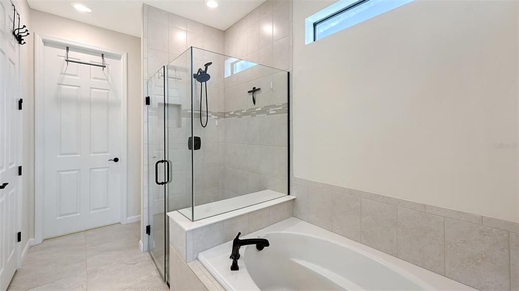 For Sale: $1,185,000 (4 beds, 3 baths, 3114 Square Feet)