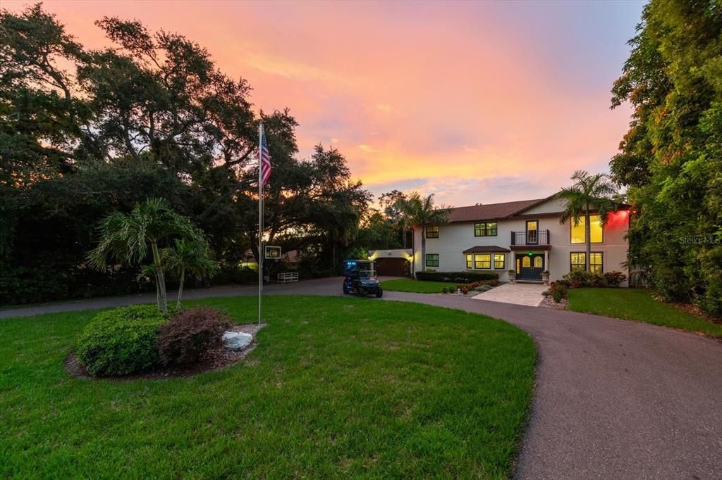 En Venta: $1,650,000 (5 camas, 4 baños, 4740 Pies cuadrados)