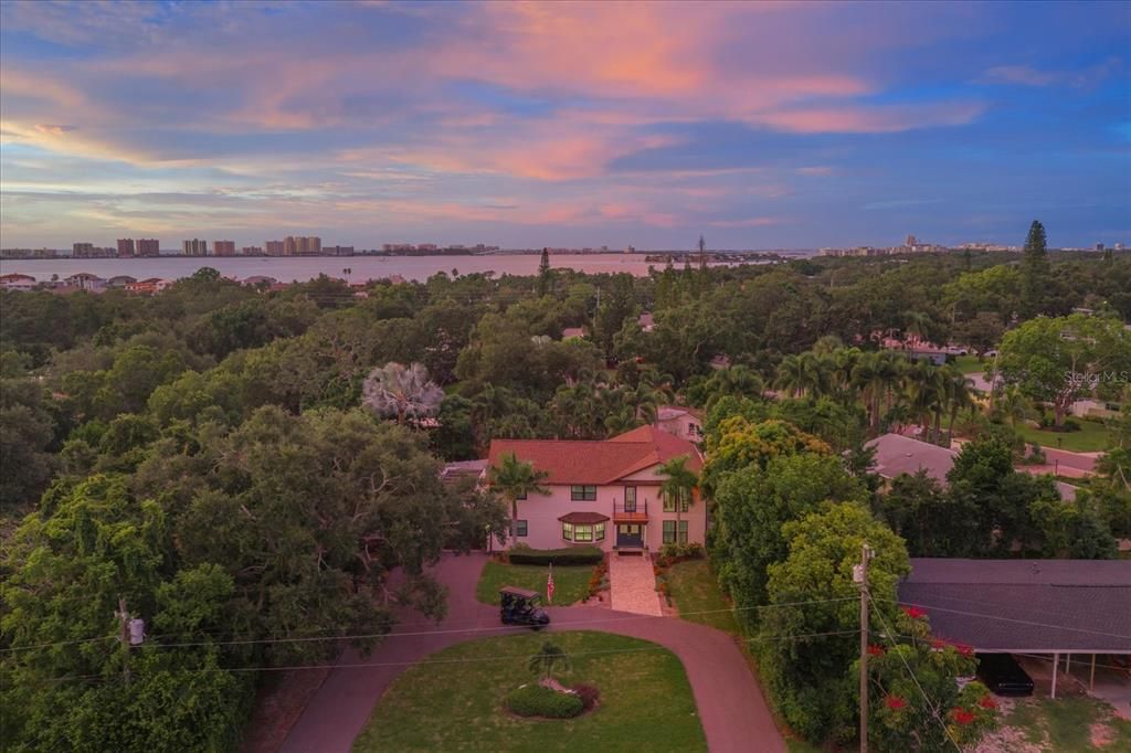 En Venta: $1,650,000 (5 camas, 4 baños, 4740 Pies cuadrados)