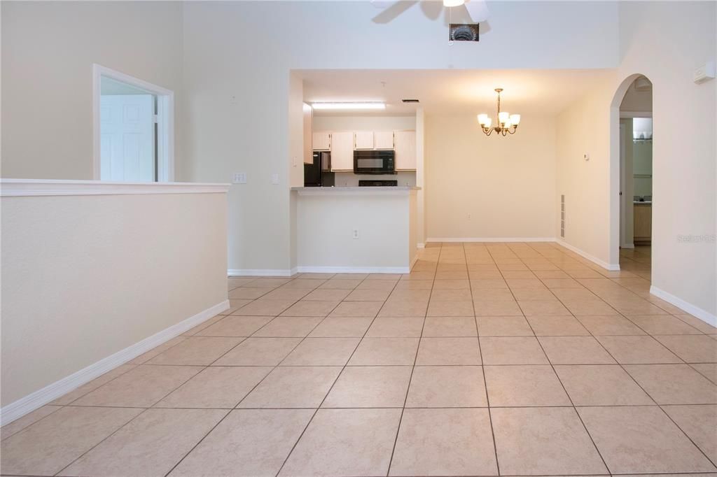 For Rent: $1,750 (2 beds, 2 baths, 1080 Square Feet)