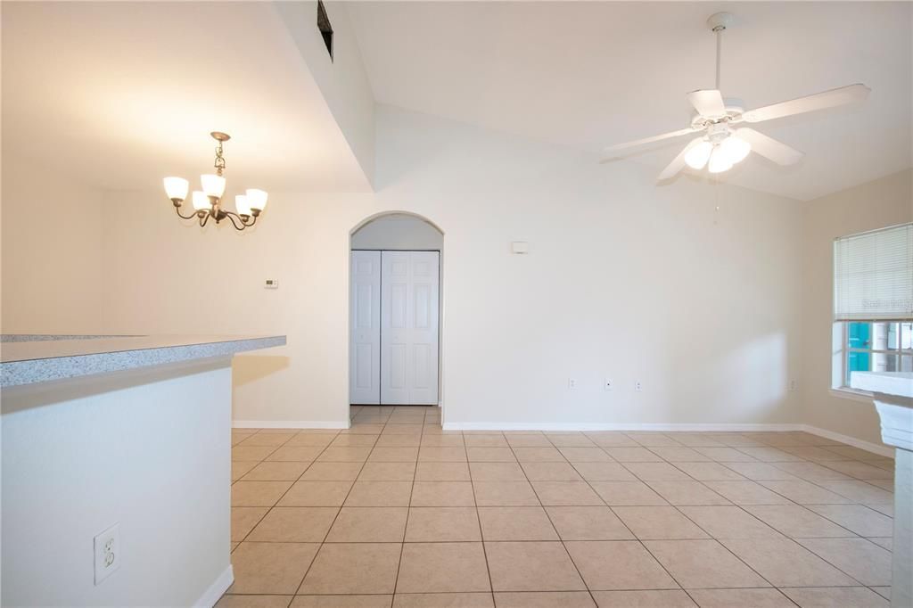 For Rent: $1,750 (2 beds, 2 baths, 1080 Square Feet)