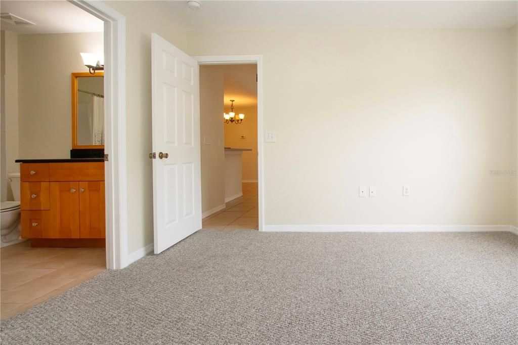 For Rent: $1,750 (2 beds, 2 baths, 1080 Square Feet)