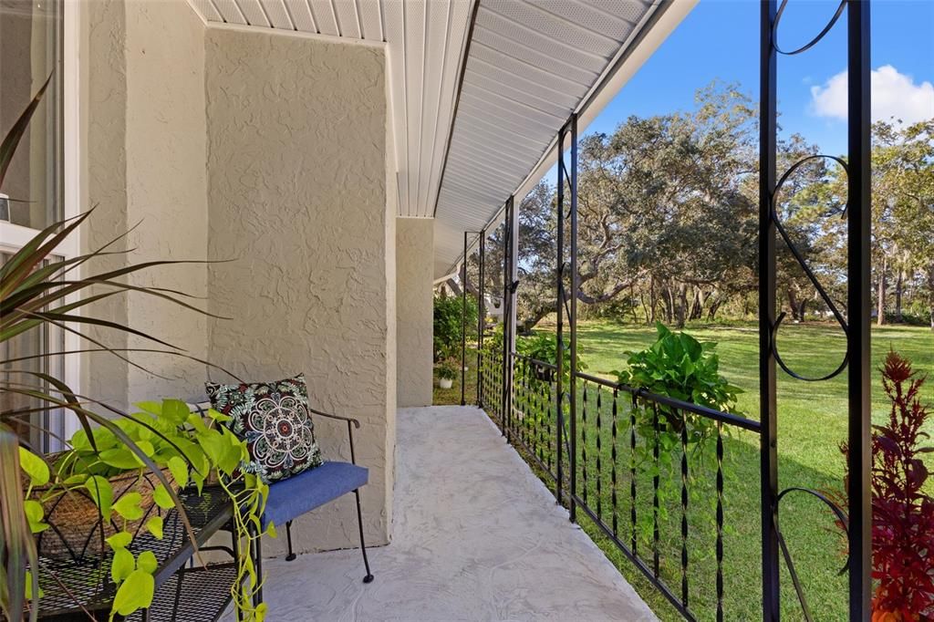 En Venta: $539,900 (4 camas, 2 baños, 2736 Pies cuadrados)